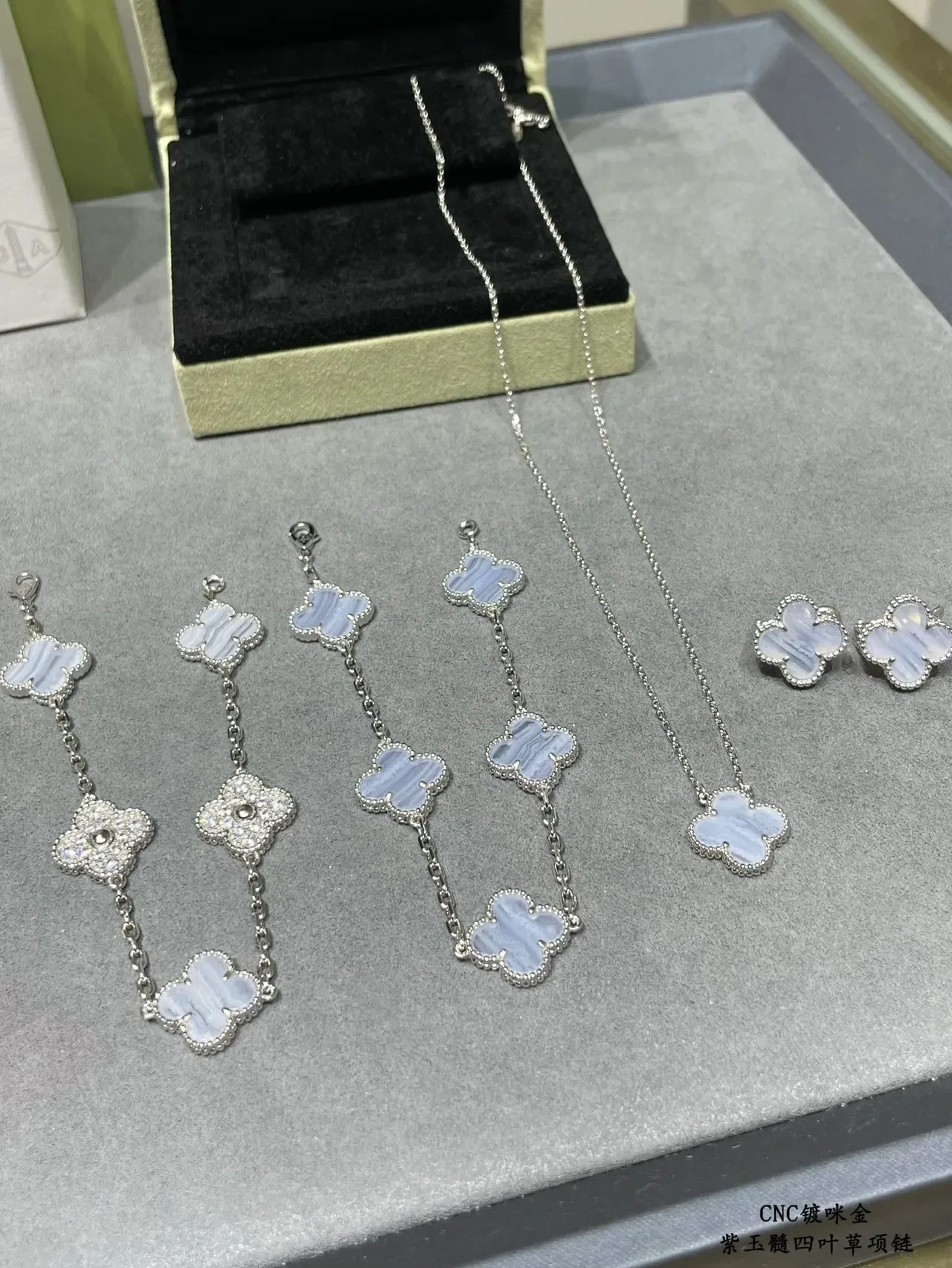 Van Cleef & Arpels Alhambra Light Blue Chalcedony Four-Leaf Clover Necklace 3