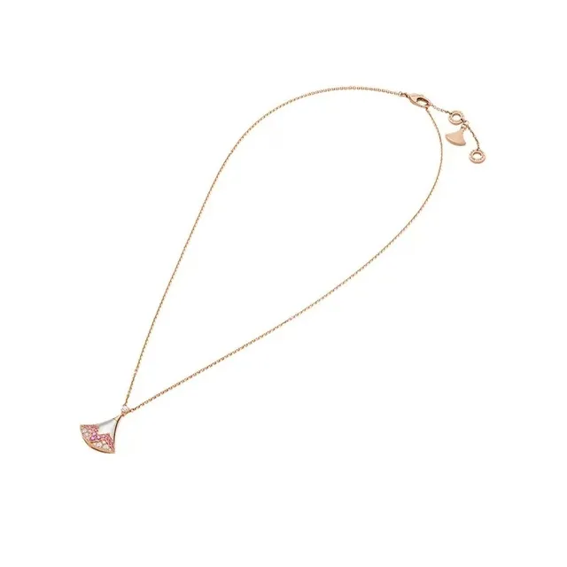 Van Cleef & Arpels Alhambra Collier Saphir Rose et Diamant en Éventail 4