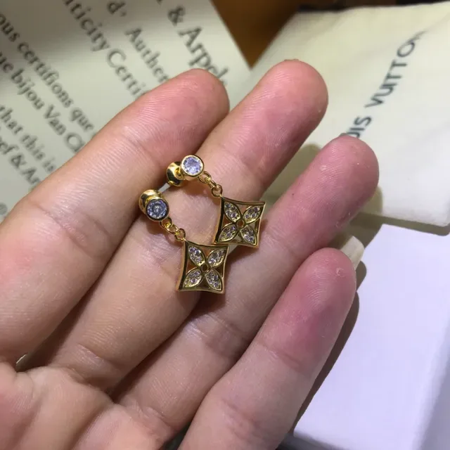 Van Cleef & Arpels الألھمبرا كواتر فويل بافيه أقراط 3