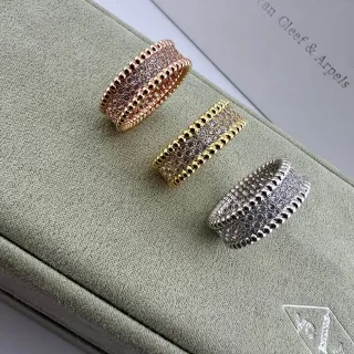 Van Cleef & Arpels خاتم ذهب فضة متعدد الصفوف مرصع حواف خرزية