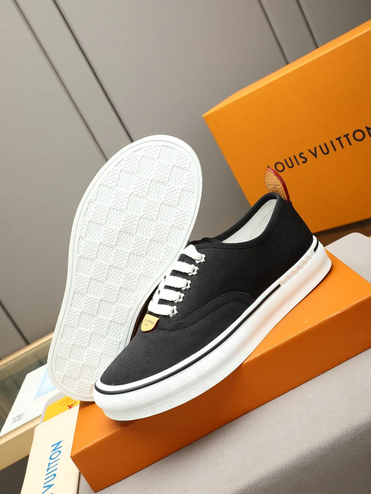 Vans Black White Canvas Upper Laces Lifestyle Sneakers 5