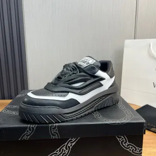 Versace Chain Reaction Black and White 生活方式运动鞋