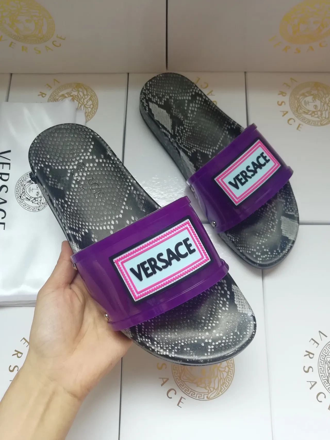 Versace Chain Reaction طباعة جلد الثعبان بنفسجي سير نعال 2