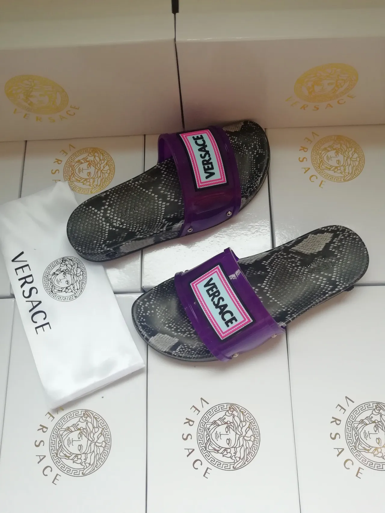 Versace Chain Reaction طباعة جلد الثعبان بنفسجي سير نعال 5