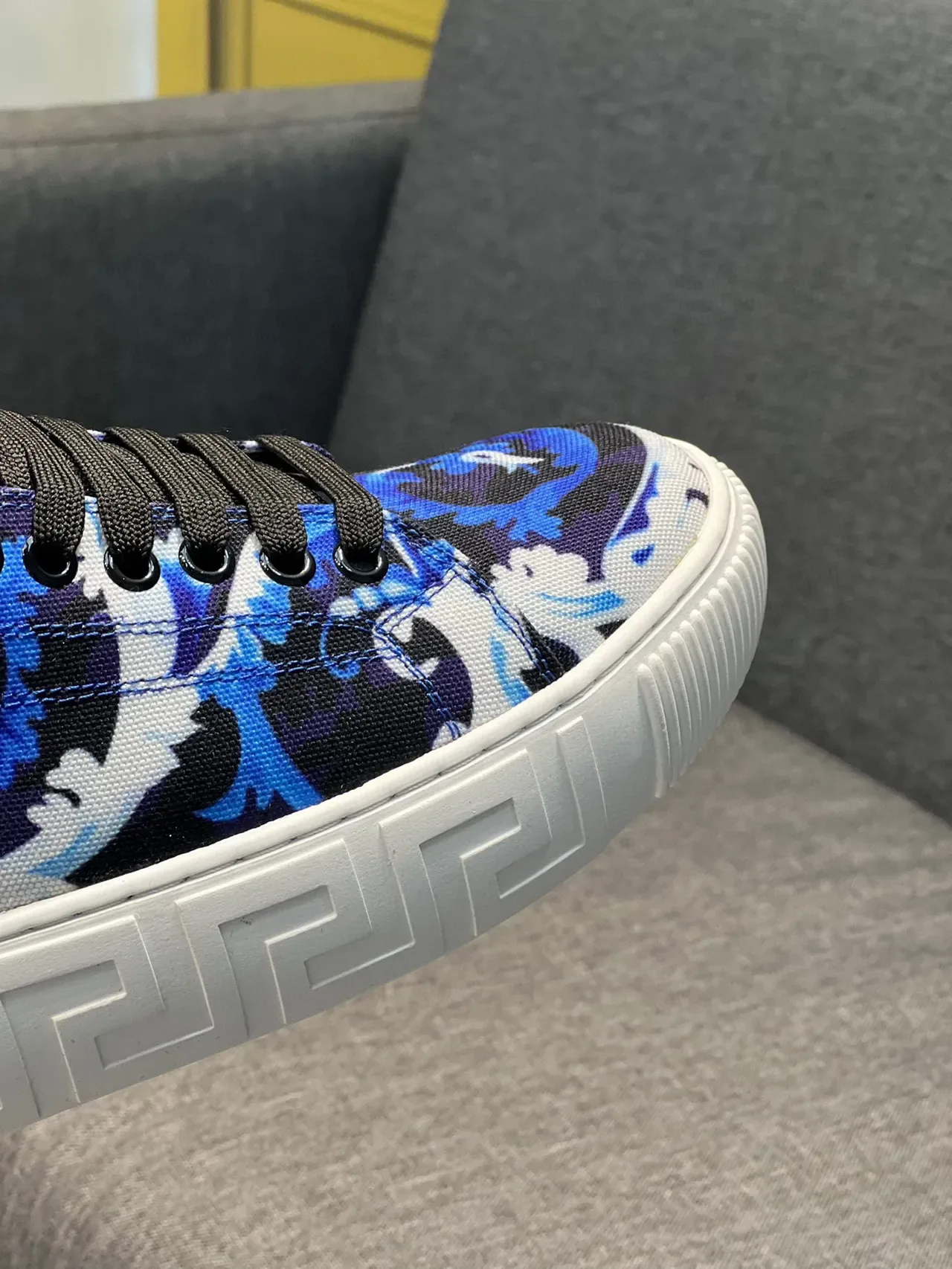Versace Greca Odissea Tênis Lifestyle Azul Baroque Print 2