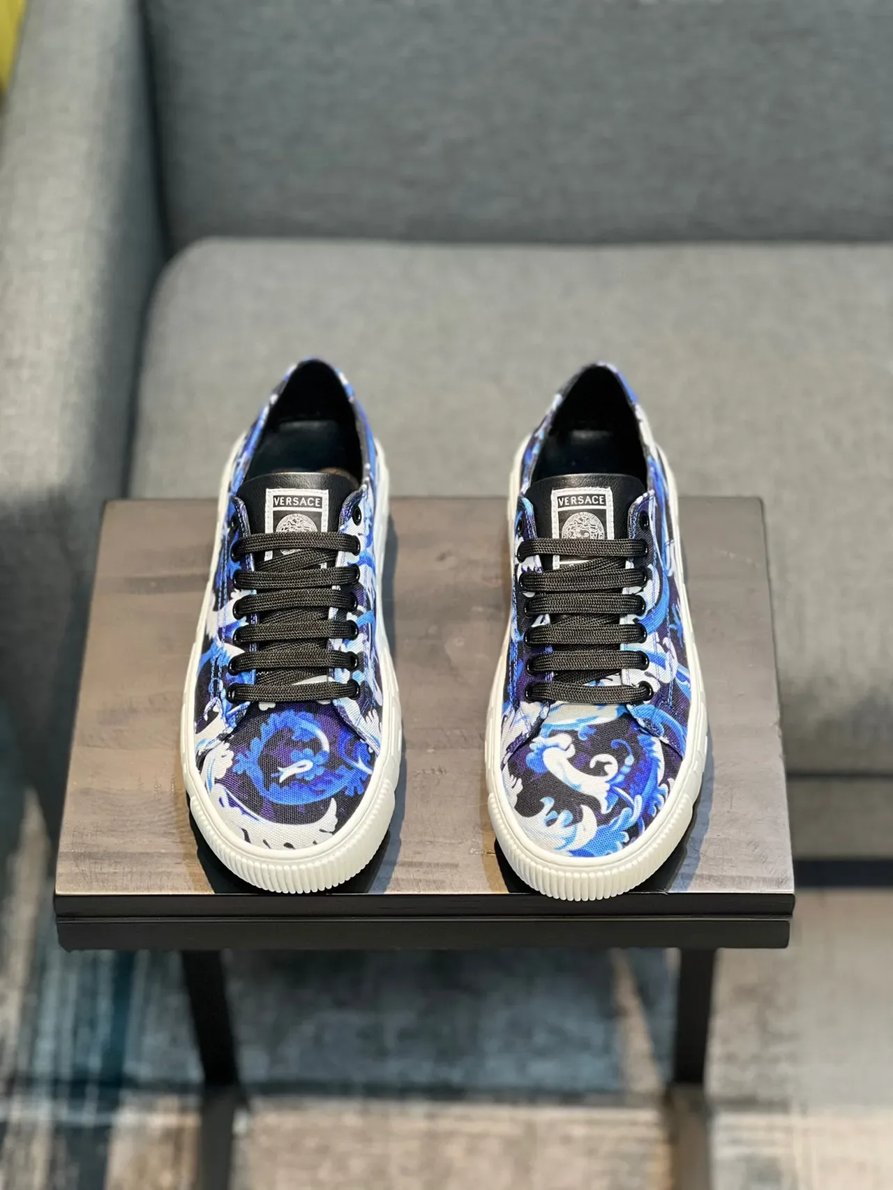 Versace Greca Odissea Tênis Lifestyle Azul Baroque Print 5