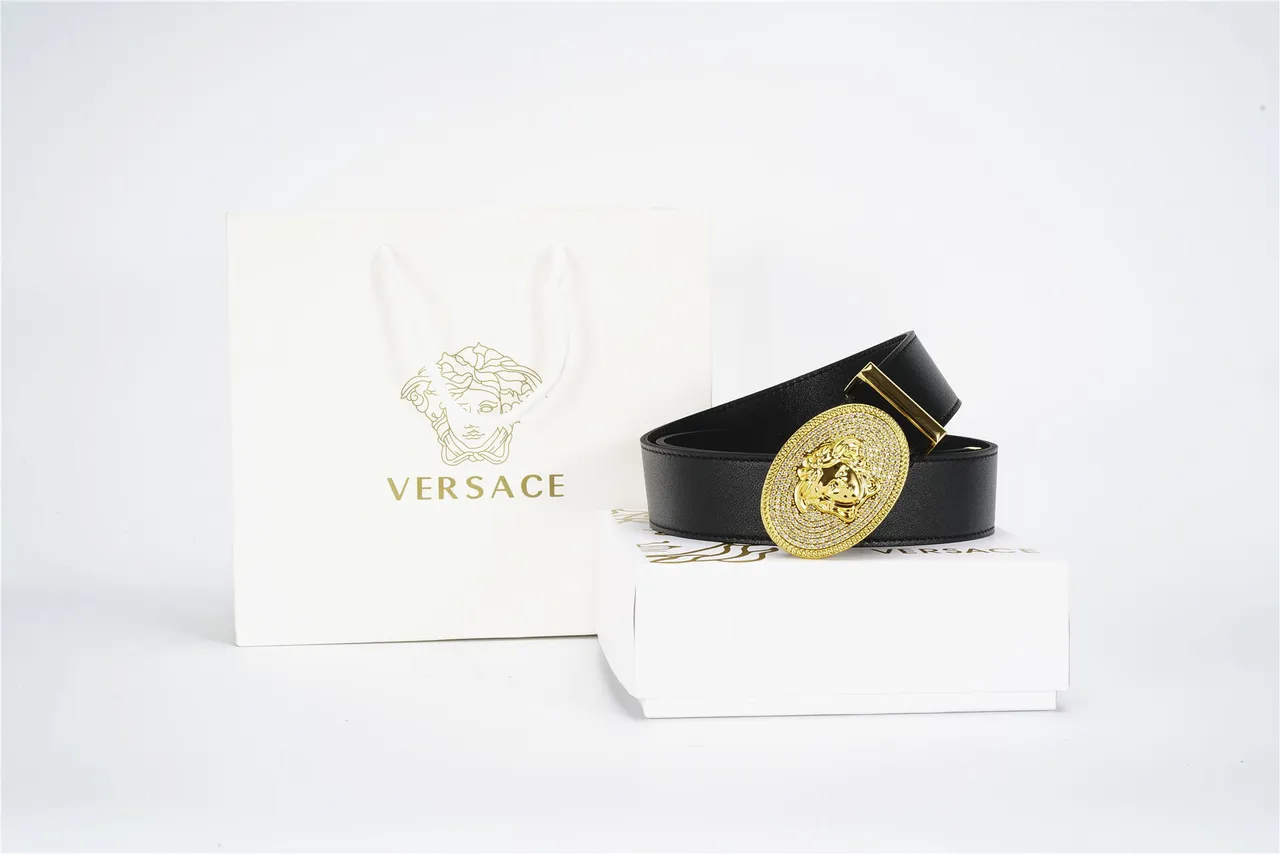 Versace Medusa com cristais fivela oval de ouro cinto de couro 4