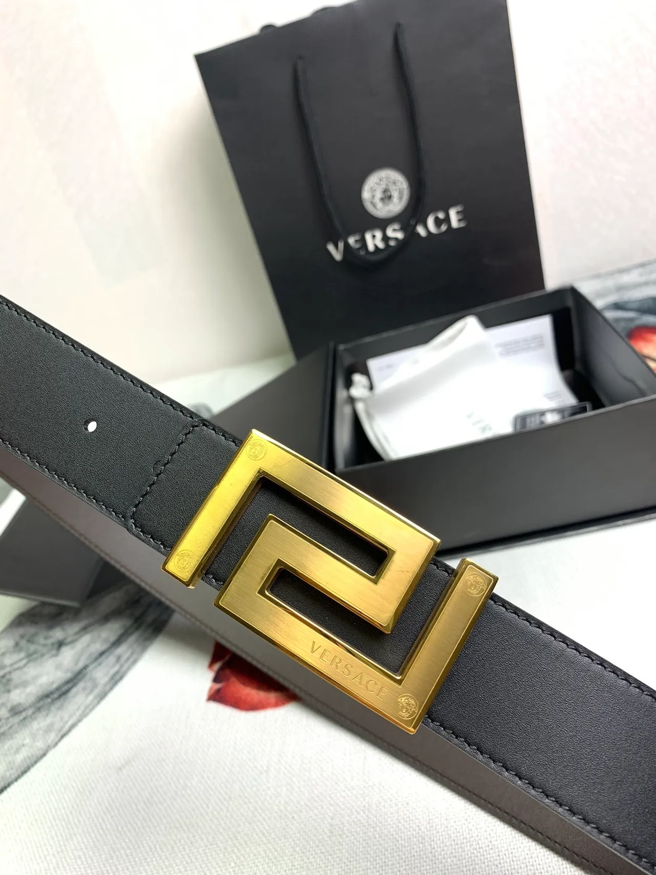 Versace Odissea Cinto de couro preto dourado suave geométrico Greca fivela 7