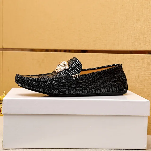 Versace Palazzo Loafer Cuir Noir à embossage crocodile Doré Tête de Méduse Mocassins 6
