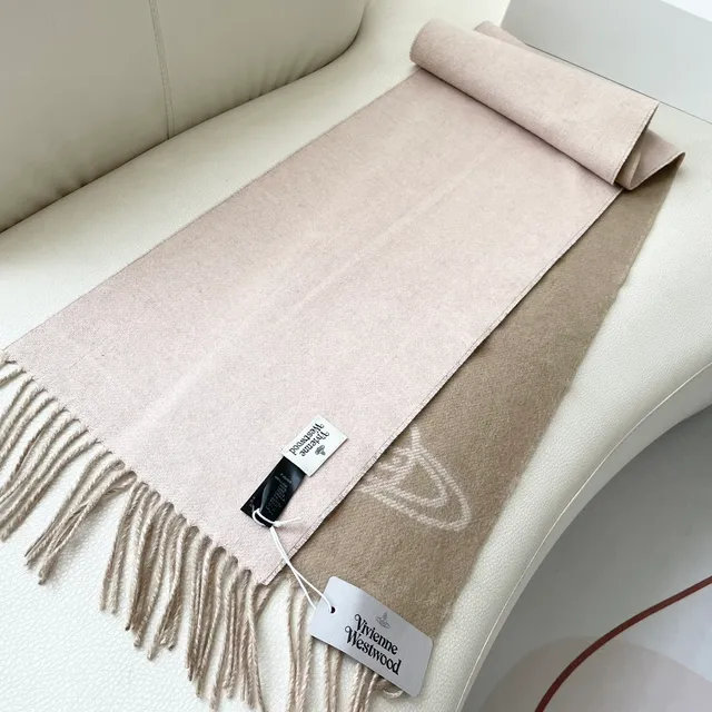 Vivienne Westwood Orb Logo Écharpe Beige Double-Face Frangée en Cachemire 4