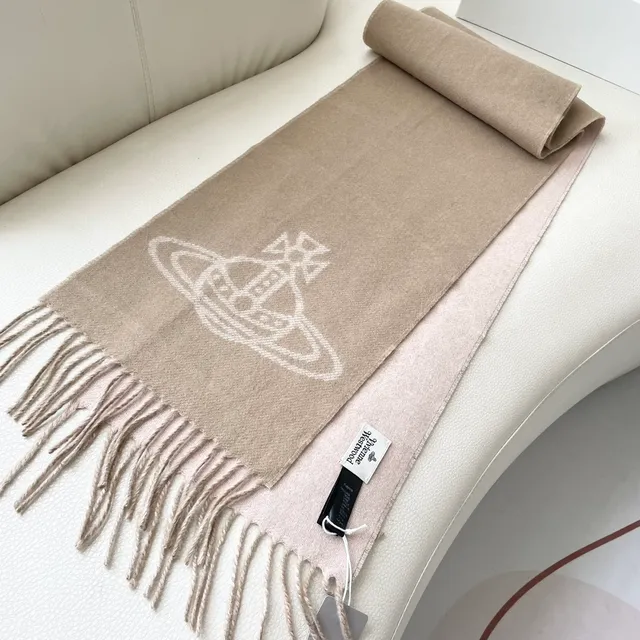Vivienne Westwood Orb Logo Écharpe Beige Double-Face Frangée en Cachemire 6