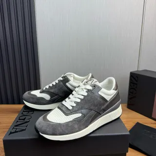 Zegna ধূসর সাদা মিশ্রণ উপাদানের উপরের অংশ সুয়েড এবং মেশ প্যানেলিং লাইফস্টাইল স্নিকার