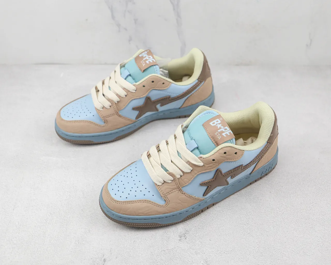 A Bathing Ape BAPE STA Sneakers Lifestyle Bleu Clair Beige 4