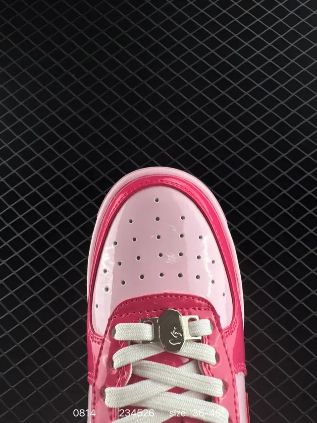 A Bathing Ape Bape Sta Low Tênis lifestyle rosa vermelho com upper de patente brilhante logo de estrela no lado 2