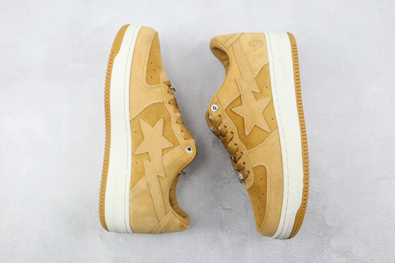 A Bathing Ape BAPE STA Sneakers Lifestyle en Daim Moutarde 2