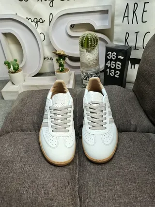 Adidas Beige Brown Low-Top Perforated Toe Lifestyle Sneakers 10