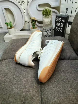 Adidas Beige Navy Retro Runner Textile Mesh Upper Lifestyle Sneakers 6