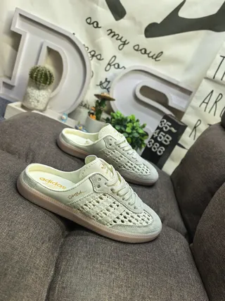 Adidas Beige Perforated Suede Upper Lace-Up Vamp Casual Shoes 8