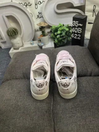 Adidas Beige Pink Shell-Toe Three-Stripe Lifestyle Sneakers 8