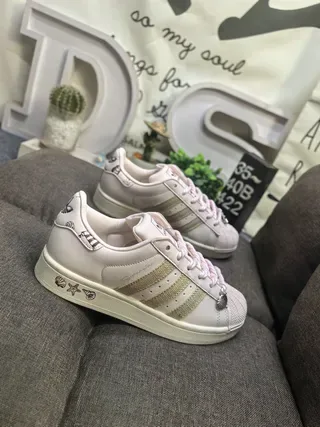 Adidas Beige Pink Shell-Toe Three-Stripe Lifestyle Sneakers 9