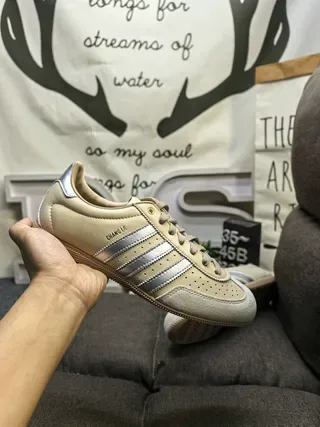Adidas Beige Silver Low-Top Perforated Toebox Lifestyle Sneakers 5