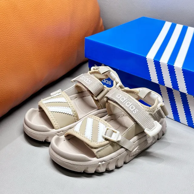 Adidas Sandales pour Enfants Noir et Blanc à Trois Rayures 8