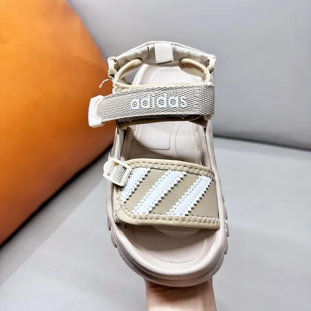Adidas Sandales pour Enfants Noir et Blanc à Trois Rayures 16