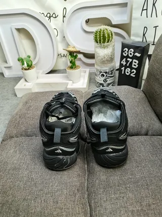 Adidas Black Monochrome Sculpted Midsole Lifestyle Sneakers 8