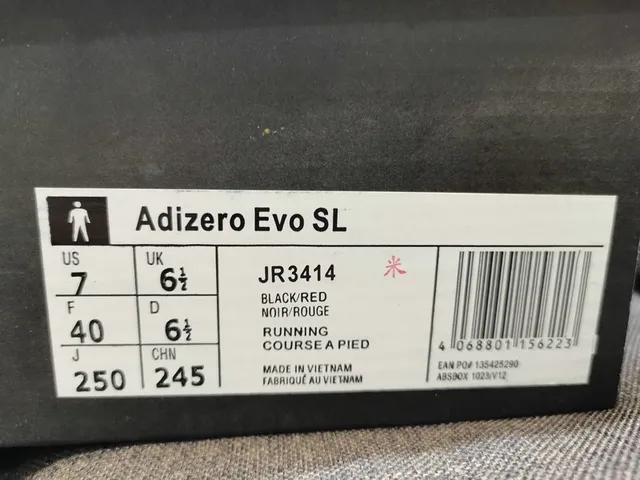 Adidas Black Red Lightweight Knit Upper Perforated Heel Counter Running Shoes 2