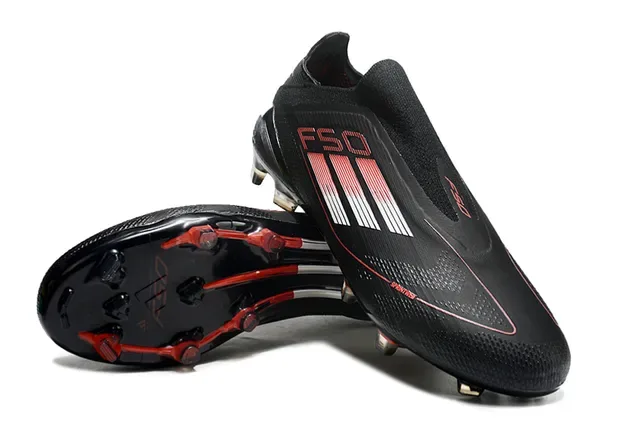 Adidas Chaussures de football noir et rouge upper knit ajustement chaussette système de lacets asymétrique surface ferme 4