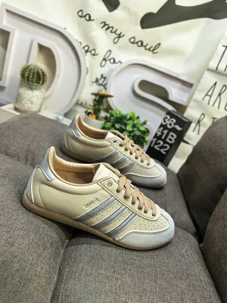 Adidas Black White Low-Top Leather Upper Lifestyle Sneakers 9