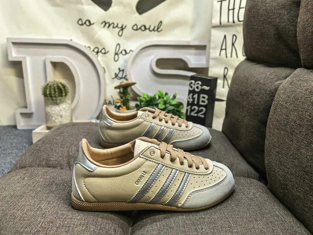 Adidas Black White Low-Top Leather Upper Lifestyle Sneakers 11
