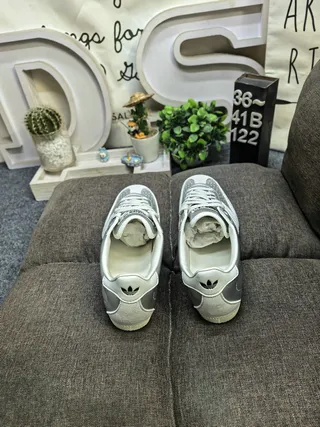 Adidas Black White Low-Top Leather Upper Lifestyle Sneakers 18