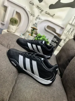 Adidas Black White Low-Top Leather Upper Sneakers 7