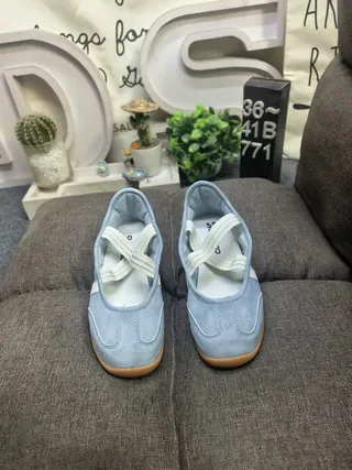 Adidas Blue Beige Laceless Slip-On Three-Stripe Side Panel Lifestyle Sneakers 10
