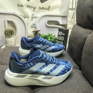 Adidas Chaussures de Course avec Camouflage Bleu Argent sur l'Empeigne avec Marque de Trois Rayures