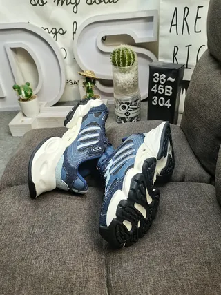 Adidas Blue White Denim Upper Sculpted Midsole Chunky Sneakers 6