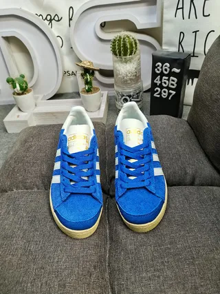 Adidas Campus Black and White Lifestyle Sneakers 10