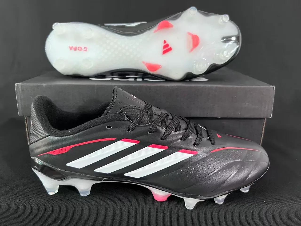 Adidas Copa Preto Branco Couro Superior Três Listras Marca Campo Firme Sapatos de Futebol 7