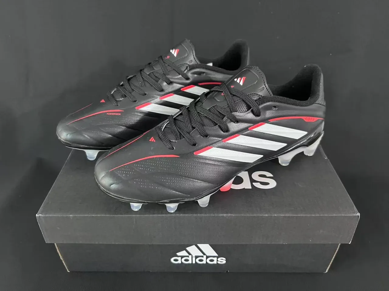 Adidas Copa Preto Branco Couro Superior Três Listras Marca Campo Firme Sapatos de Futebol 10