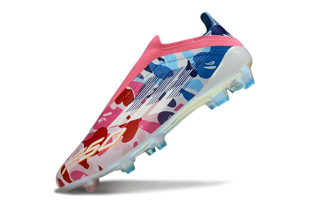 Adidas F50 মাল্টিকালার ক্যামো ফার্ম-গ্রাউন্ড সকার জুতা 3