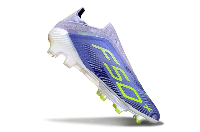 Adidas F50+ 紫色和霓虹绿 草地足球鞋 2