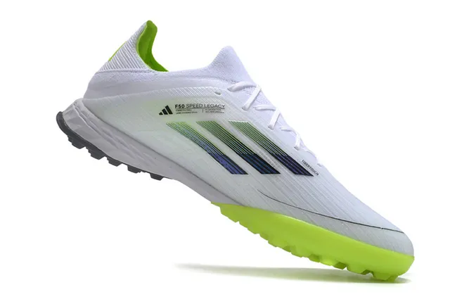 Adidas F50 Chaussures de football blanc vert upper tricot gradient trois rayures gazon artificiel 2