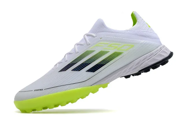 Adidas F50 Chaussures de football blanc vert upper tricot gradient trois rayures gazon artificiel 3