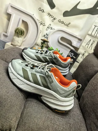Adidas Gray Orange Midsole Three-Stripe Side Panel Chunky Sneakers 7