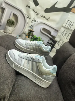 Adidas Gray Yellow Low-Top Striped Side Lifestyle Sneakers 7