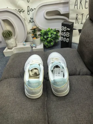 Adidas Gray Yellow Low-Top Striped Side Lifestyle Sneakers 8