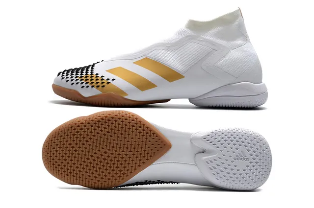 Adidas Chaussures de football indoor vert noir, upper de type chaussette, cage asymétrique, chaussures de football indoor 11