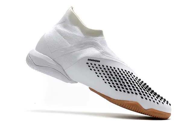 Adidas Chaussures de football indoor vert noir, upper de type chaussette, cage asymétrique, chaussures de football indoor 12