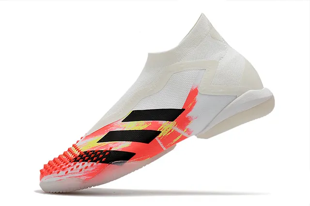 Adidas Chaussures de football indoor vert noir, upper de type chaussette, cage asymétrique, chaussures de football indoor 19